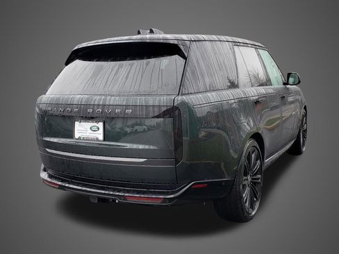 New 2025 Land Rover Range Rover SE image 5