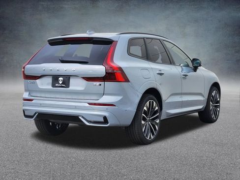 New 2026 Volvo XC60 B5 Ultra w/ Climate Package image 7