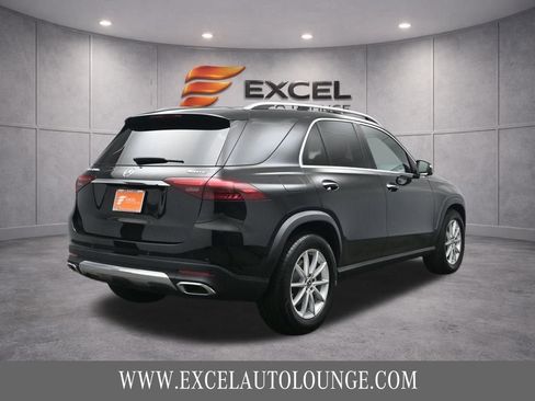 Used 2024 Mercedes-Benz GLE 450e 4MATIC image 9
