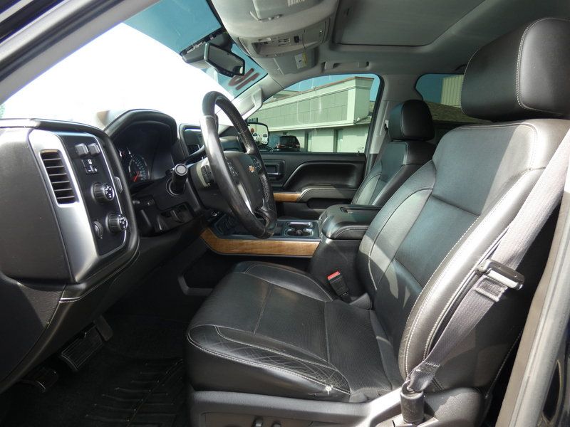 Used 2016 Chevrolet Silverado 1500 LTZ w/ Sport Package AWD/4WD image 13