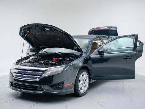 Used 2010 Ford Fusion SE image 17