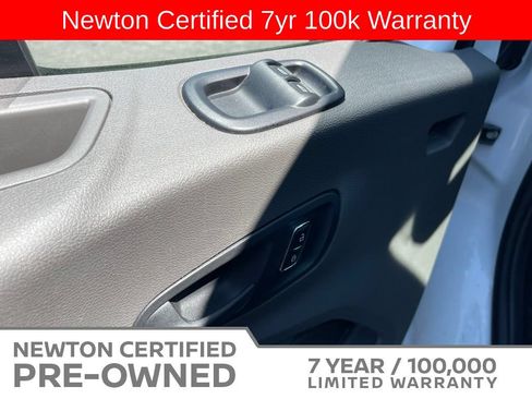 Used 2023 Ford Transit 350 XLT RWD image 11