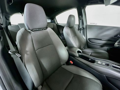 Used 2019 Honda HR-V Sport image 25