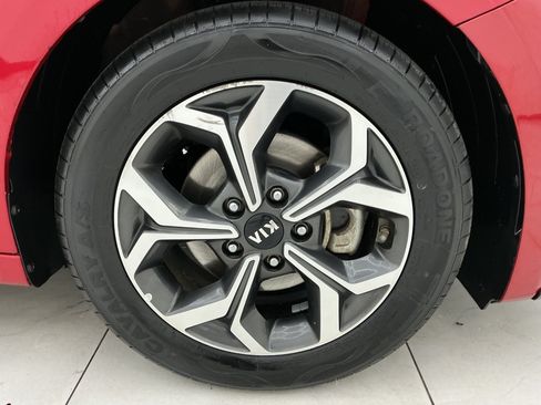 Used 2020 Kia Forte LXS FWD image 46