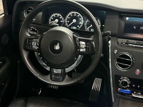 Used 2019 Rolls-Royce Cullinan image 16