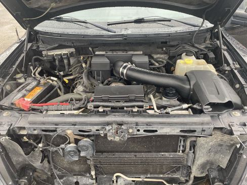 Used 2011 Ford F150 Raptor w/ Raptor Luxury Pkg image 31