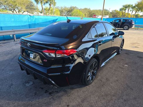 Used 2025 Toyota Corolla SE image 6