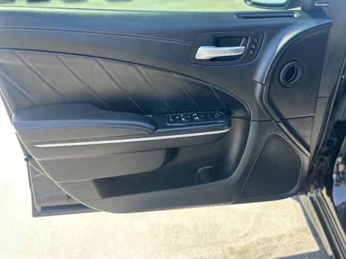 Used 2020 Dodge Charger Scat Pack RWD image 8
