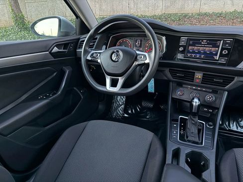 Used 2020 Volkswagen Jetta S FWD image 20