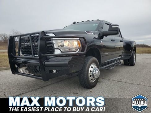 Used 2024 RAM 3500 Big Horn w/ Towing Technology Group image 10