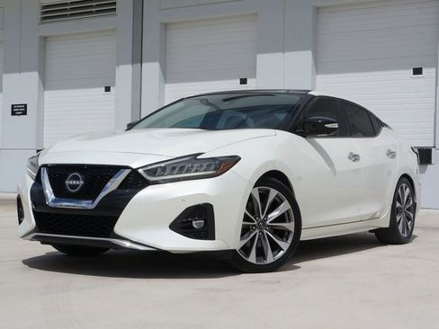 Used 2023 Nissan Maxima Platinum w/ Sport Mat Group image 4