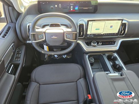 New 2026 Ford Expedition Max Platinum w/ Platinum Ultimate Package image 10