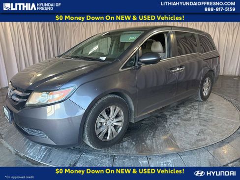 Used 2016 Honda Odyssey SE image 1