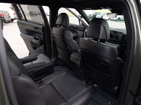 Used 2024 Hyundai Santa Fe Calligraphy AWD/4WD image 26
