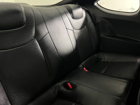 Used 2013 Hyundai Genesis 3.8 image 32