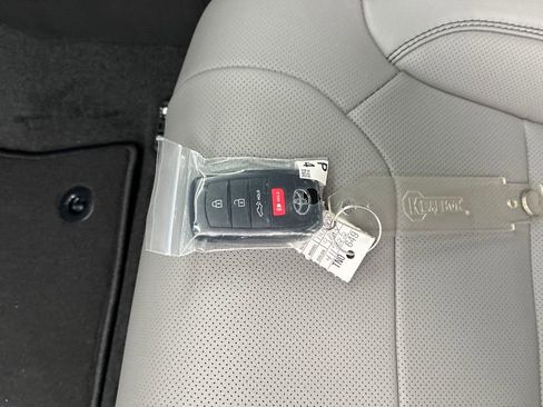 New 2026 Toyota Tundra Limited AWD/4WD image 54