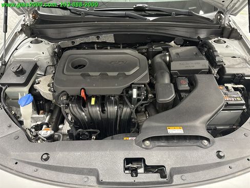 Used 2017 Kia Optima LX image 12