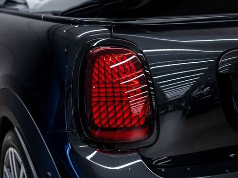 Used 2025 MINI Cooper S image 18