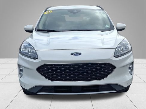 Certified 2020 Ford Escape Titanium image 2