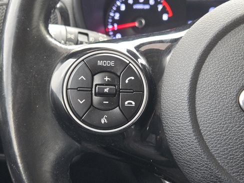 Used 2020 Kia Soul EX image 30