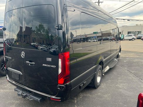 Used 2020 Mercedes-Benz Sprinter 3500 image 5