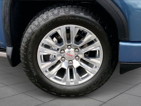 Used 2025 GMC Sierra 1500 Denali w/ Technology Package image 10