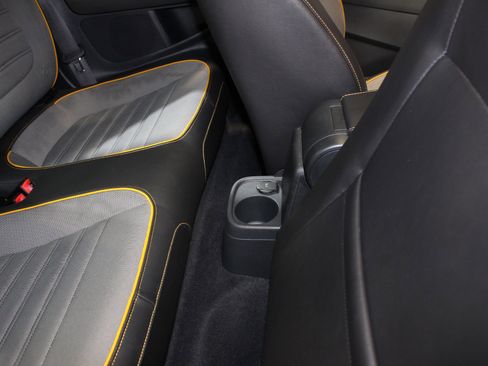 Used 2017 Volkswagen Beetle 1.8T Dune w/ Dune Technology Package image 58