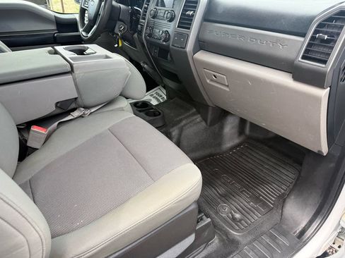Used 2018 Ford F350 XL AWD/4WD image 17