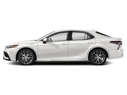 Used 2024 Toyota Camry SE FWD image 3