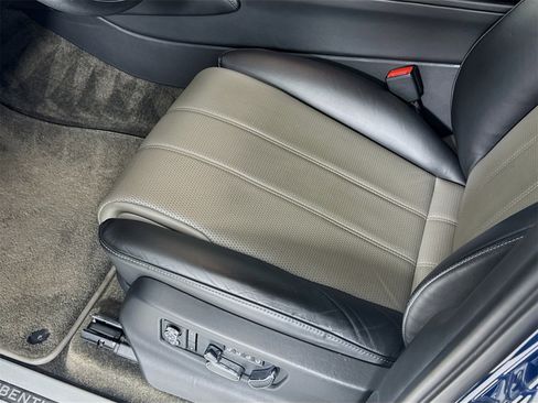 Certified 2019 Bentley Bentayga image 19