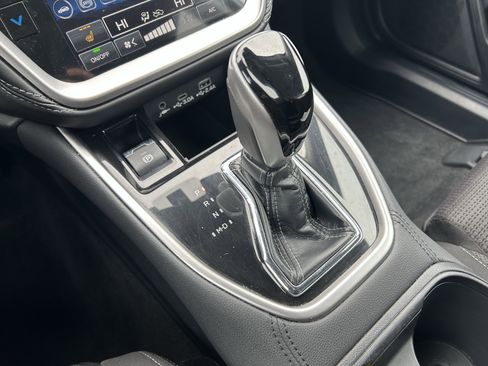 Used 2023 Subaru Outback Premium image 15