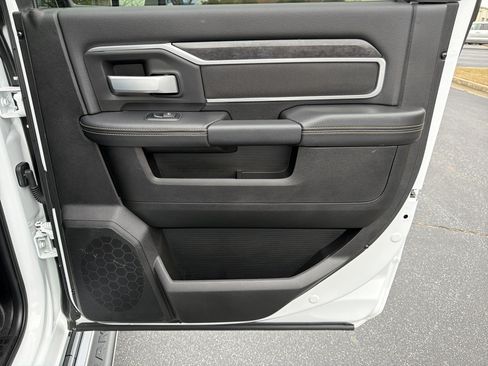 Used 2024 RAM 2500 Big Horn image 16