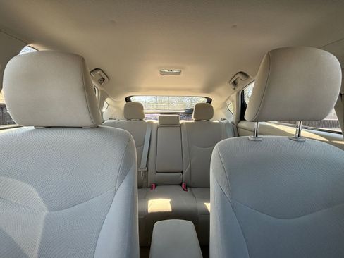 Used 2011 Toyota Prius Two image 30