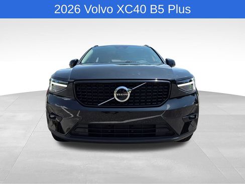 Used 2026 Volvo XC40 B5 Plus AWD/4WD image 8