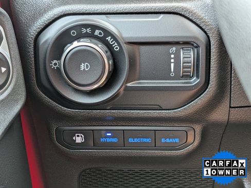Used 2023 Jeep Wrangler Unlimited w/ Convenience Group AWD/4WD image 25
