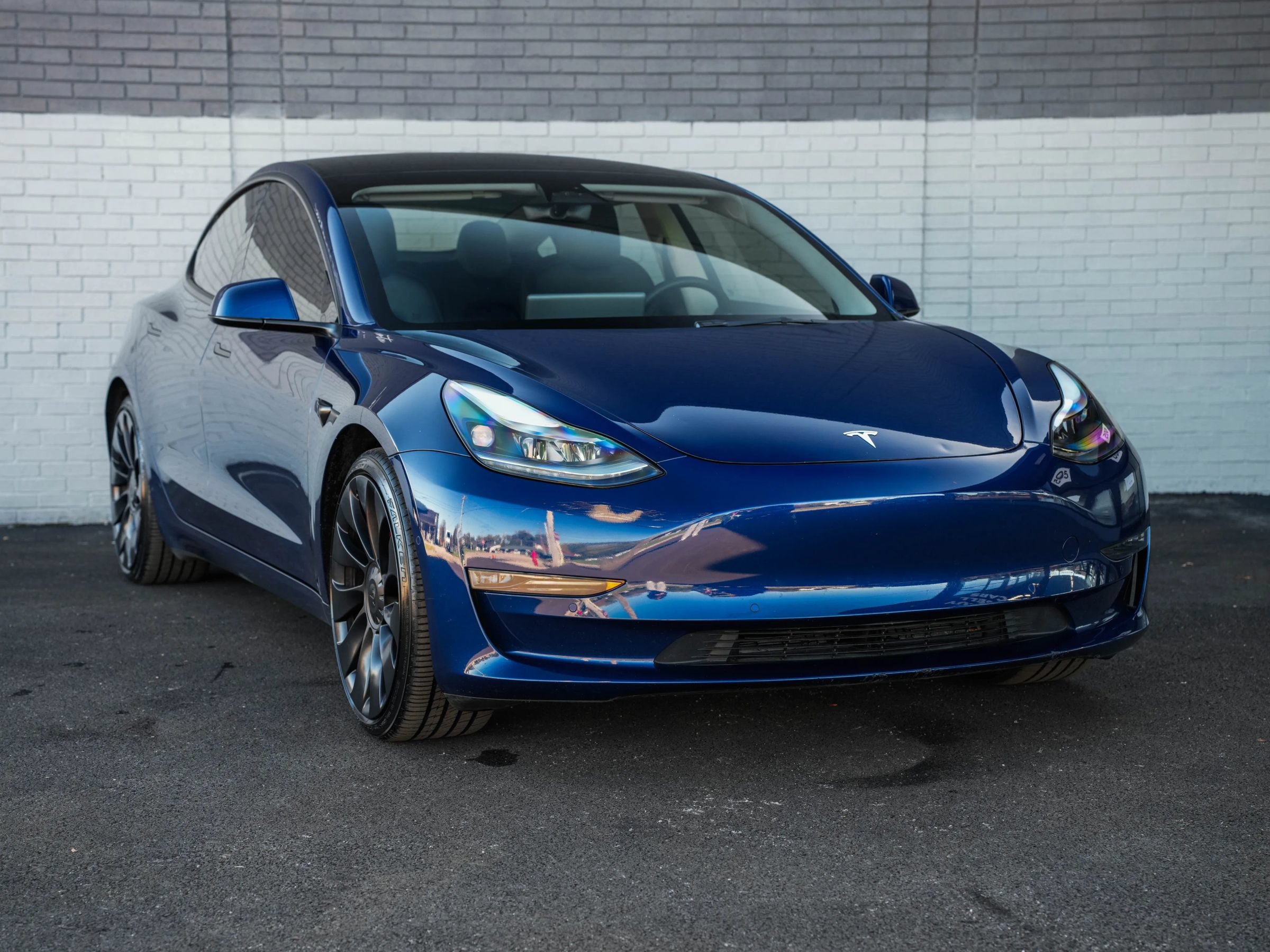 Used 2022 Tesla Model 3 Performance AWD/4WD image 3