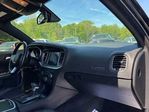 Used 2018 Dodge Charger GT AWD/4WD image 19