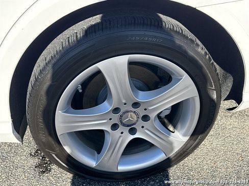 Used 2014 Mercedes-Benz E 350 4MATIC Sedan image 12