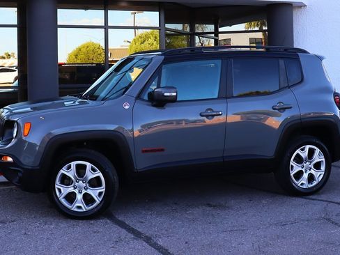 Used 2021 Jeep Renegade Trailhawk w/ Sun & Sound Group AWD/4WD image 4