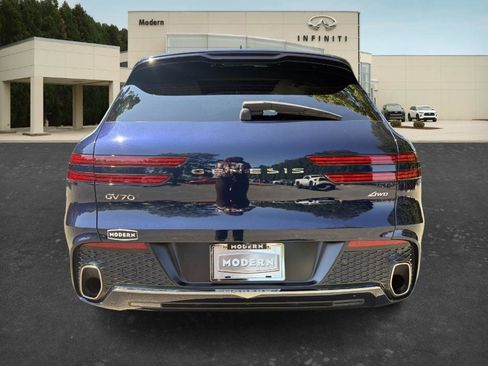 Used 2023 Genesis GV70 2.5T w/ Advanced Package AWD/4WD image 24