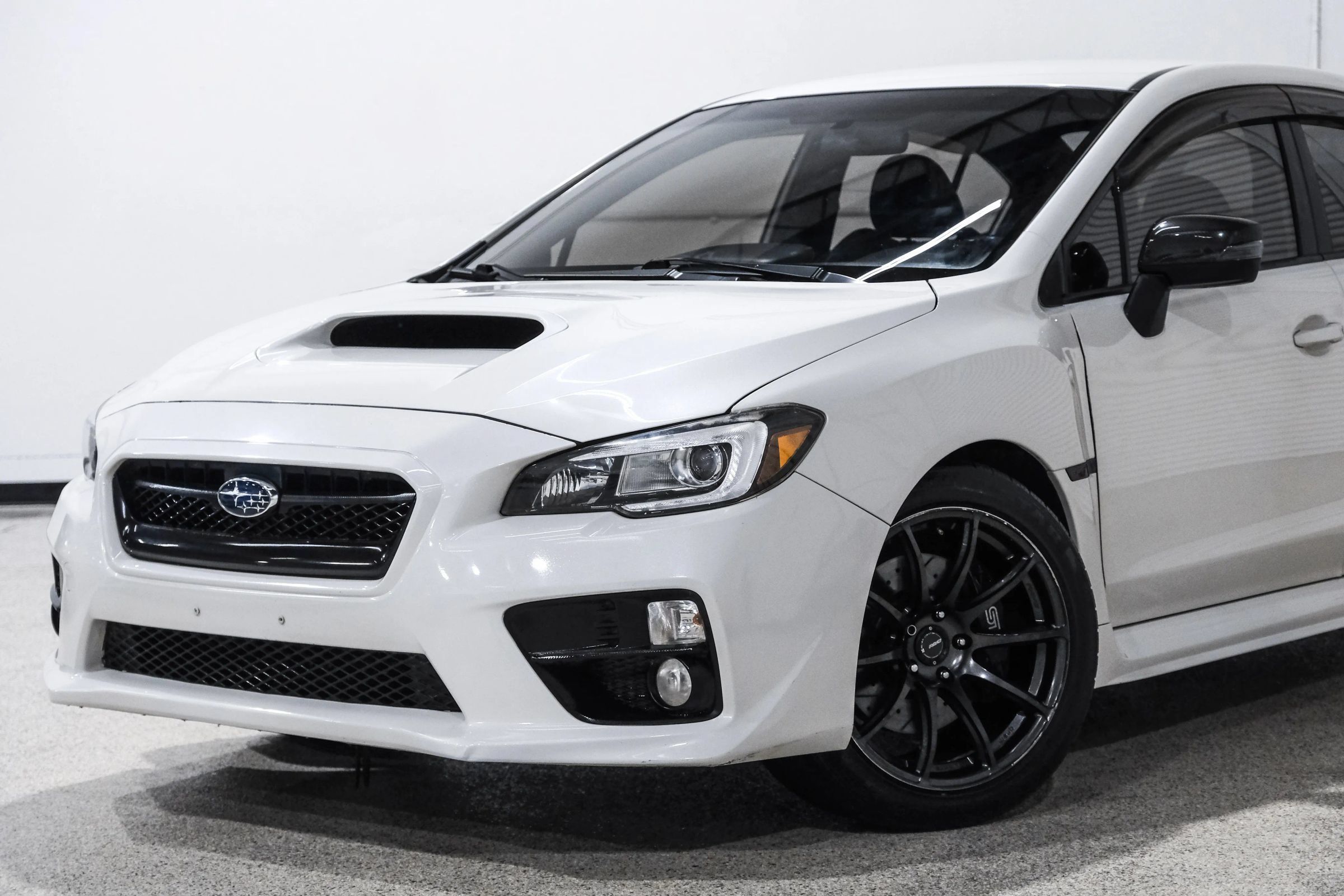Used 2016 Subaru WRX STI AWD/4WD image 10