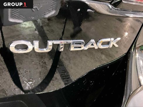 Used 2024 Subaru Outback Premium AWD/4WD image 10