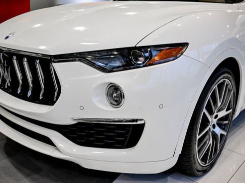 Used 2022 Maserati Levante GT image 9