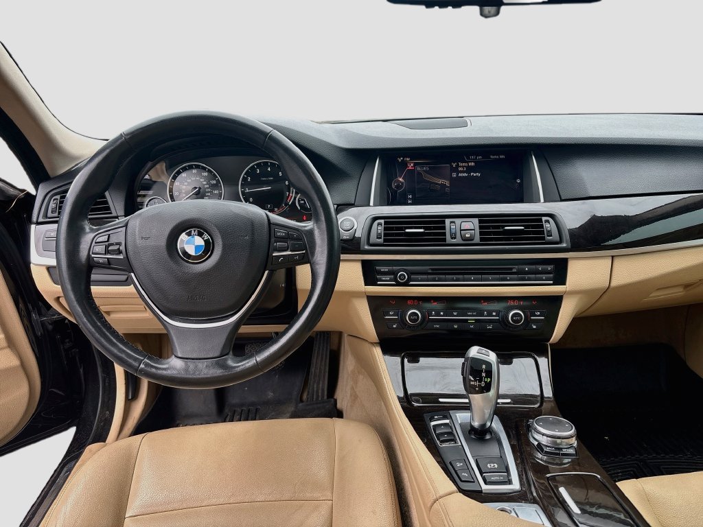 Used 2015 BMW 528i xDrive Sedan AWD/4WD image 27
