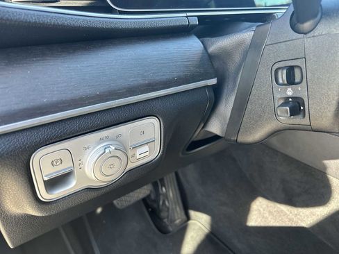 Used 2022 Mercedes-Benz GLE 350 GLE 350 image 18