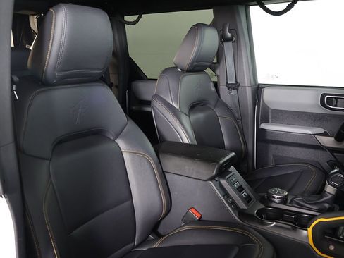 Used 2022 Ford Bronco Badlands image 27