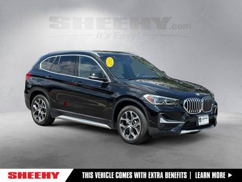Used 2022 BMW X1 xDrive28i AWD/4WD image 1