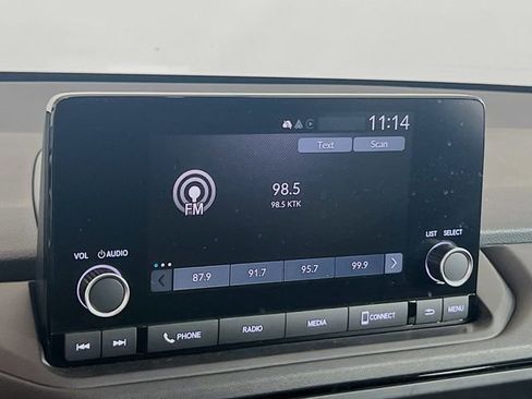 Used 2023 Honda Accord LX image 13