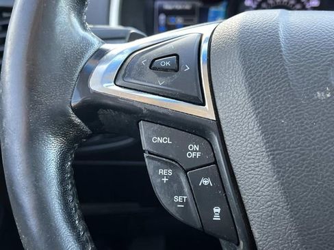 Certified 2019 Ford Edge SEL w/ Equipment Group 201A image 29