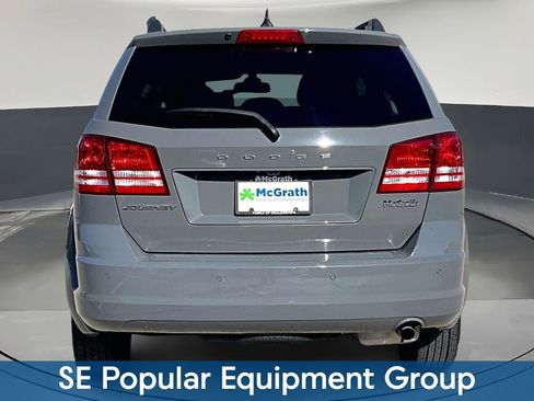 Used 2020 Dodge Journey SE w/ SE Popular Equipment Group image 6
